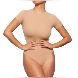 SKIMS Fits Everybody T shirt Bodysuit in Sienna NWT size 2XL